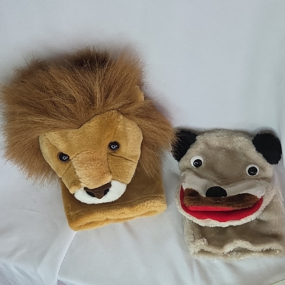 Lion and Dog Hand Puppets Aurora And Vintage Korea Brand